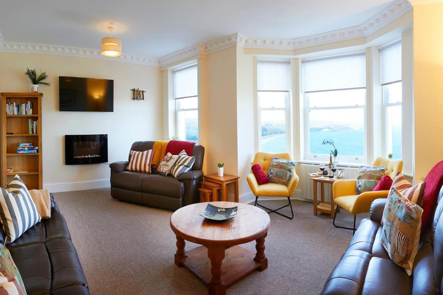Denelea - Stunning Sea Views! Apartment Scarborough Exterior photo