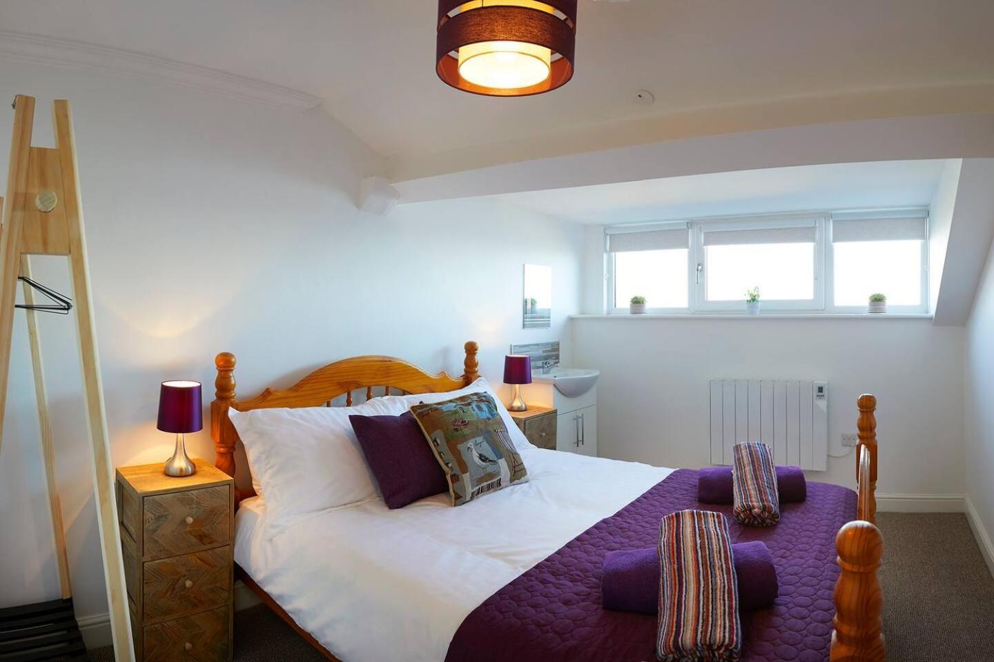 Denelea - Stunning Sea Views! Apartment Scarborough Exterior photo