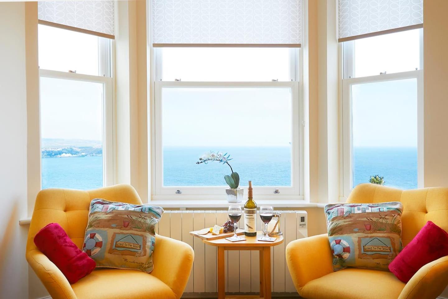Denelea - Stunning Sea Views! Apartment Scarborough Exterior photo
